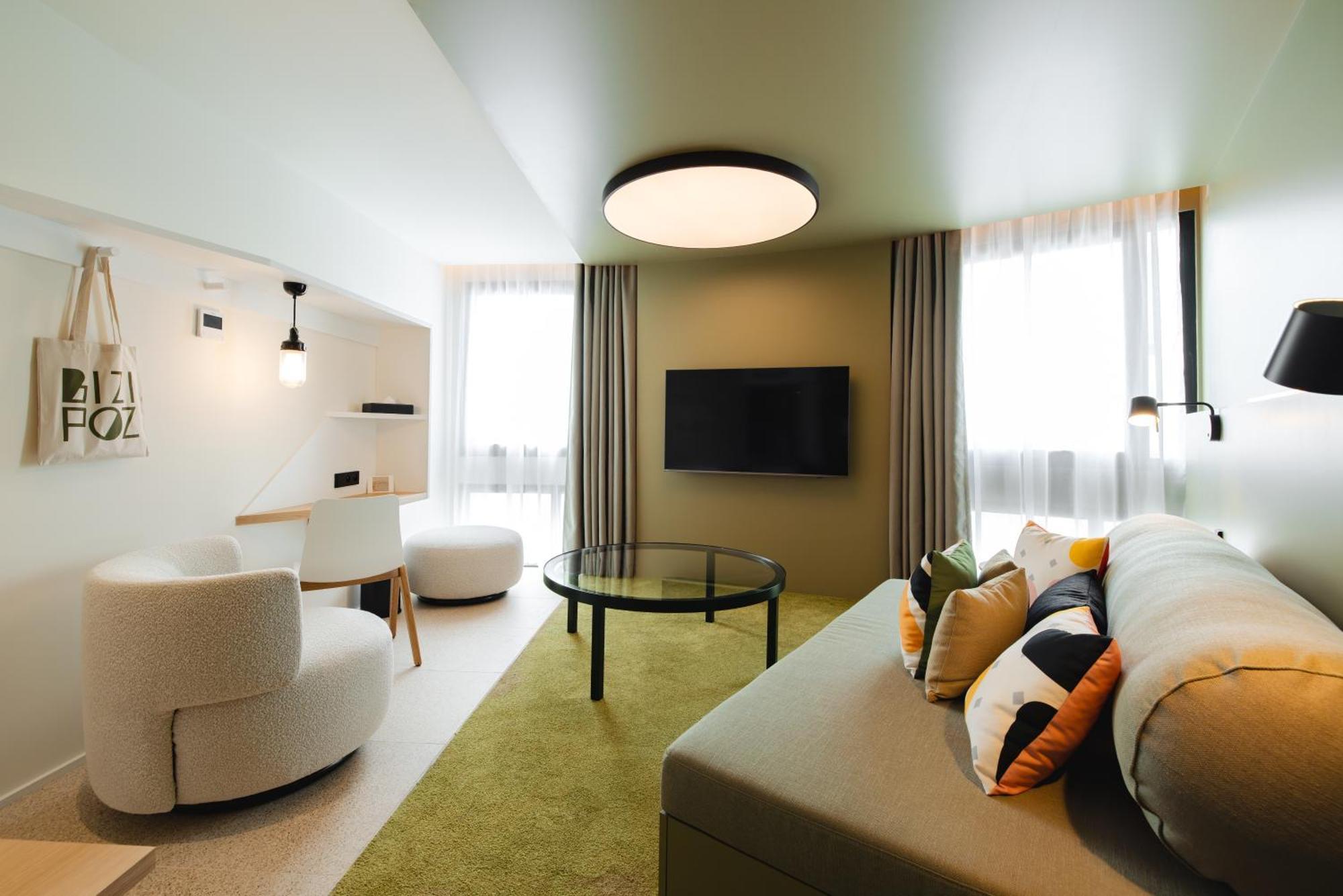 Bizipoz Hotel 생장드루즈 외부 사진